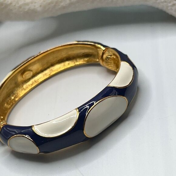 Blue White Enamel Gold Hinged Bangle Kenneth Jay Lane - Picture 9 of 14